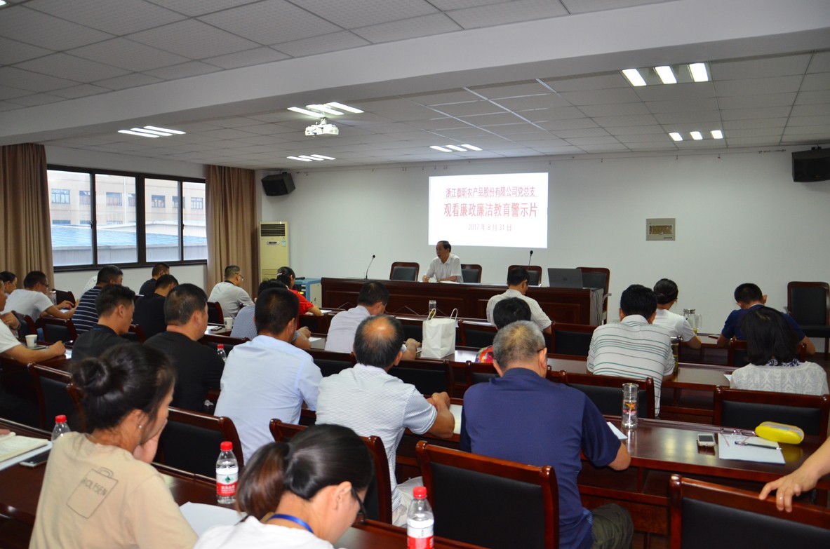 1504507472427676.jpg 1504507472427676.jpg