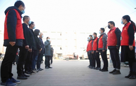 迎霜斗雪保供應，這里的人兒格外勤樸